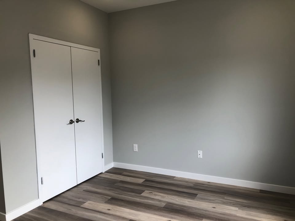 2 Beds 1 Bath Apartment interior